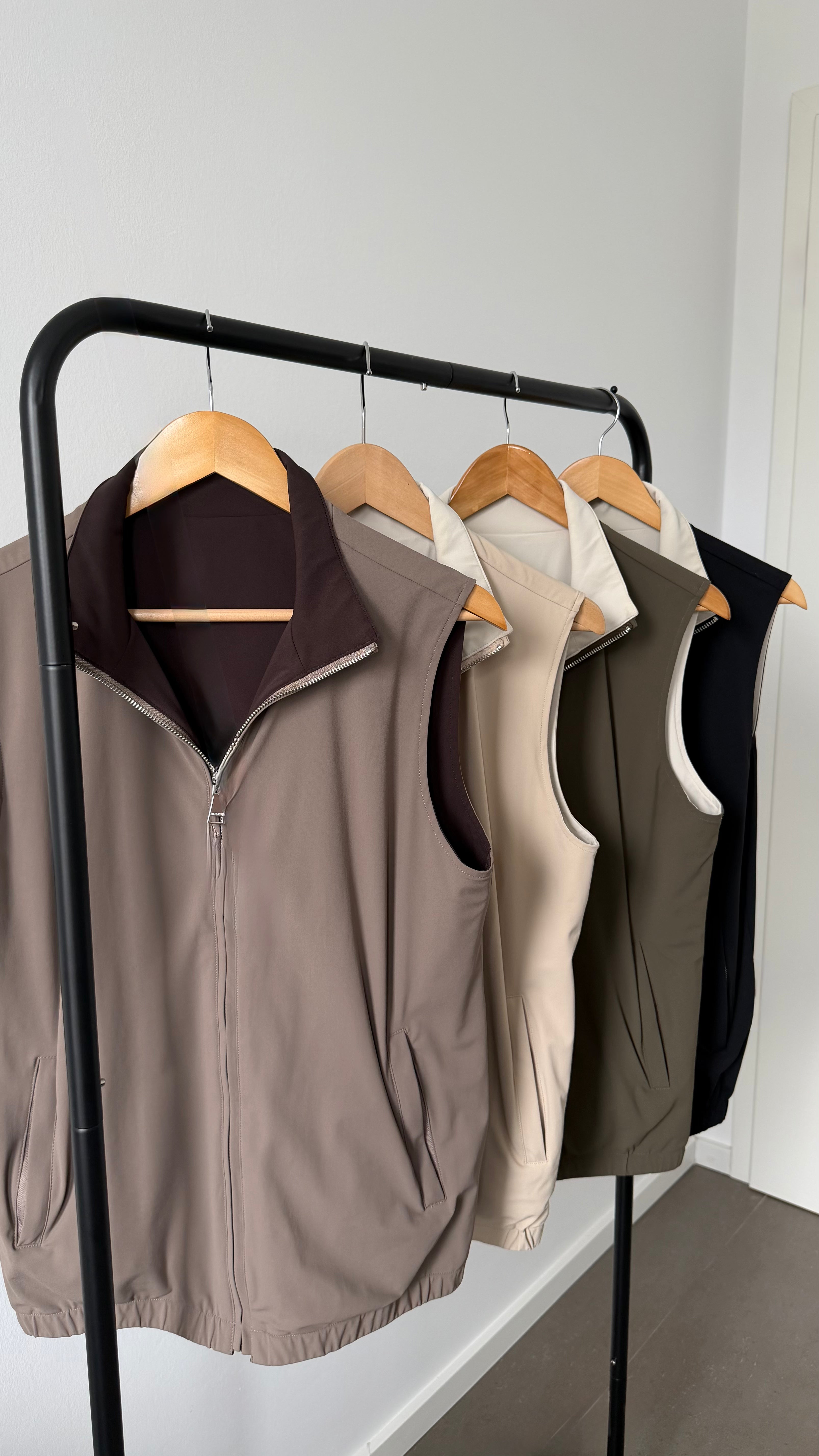 Calogere Reversible Gillet Espresso
